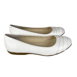 Cliffs by White Mountain Clara White Ballet Flat Womens Size 11